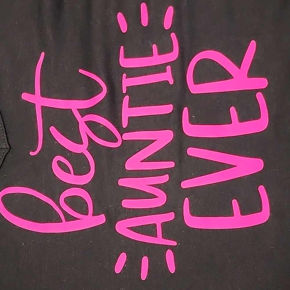 🚨 Black Tank Top with Pink 'Best Auntie Ever' Print